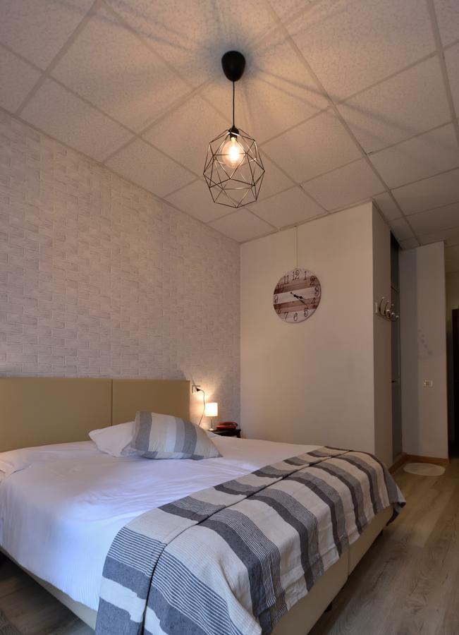 Hotel Milano Iseo Exterior photo
